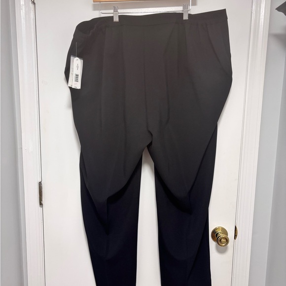 Kim Rogers Classic Black Pants - Picture 2 of 7